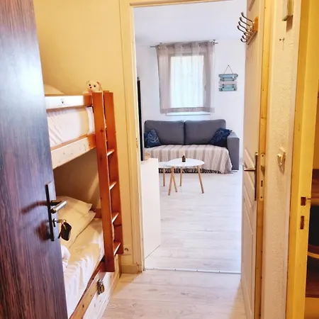 100 M De La - Les Cigales De - - Parking Le Grau-du-Roi