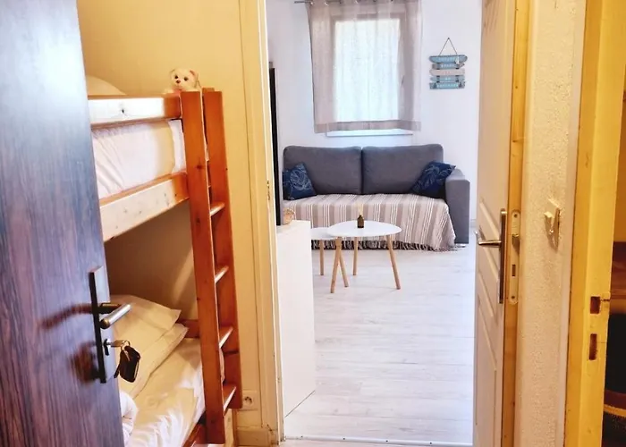 100 M De La - Les Cigales De - - Parking Le Grau-du-Roi