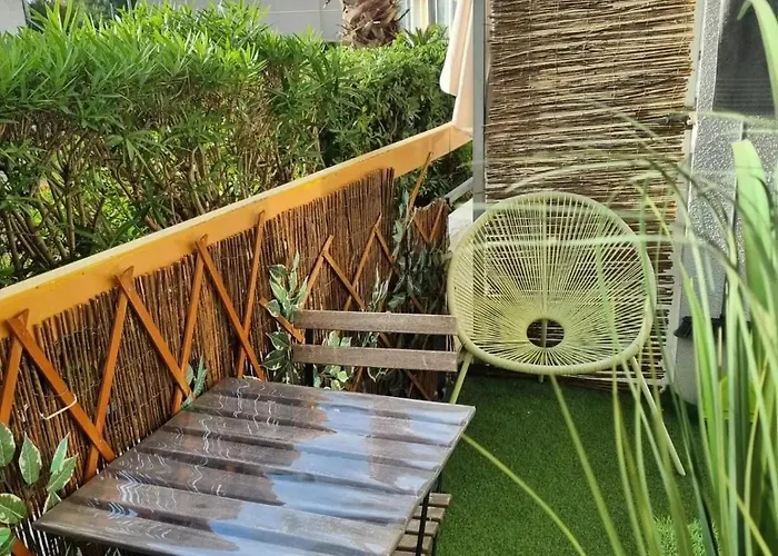 100 M De La - Les Cigales De - - Parking Lejlighed *